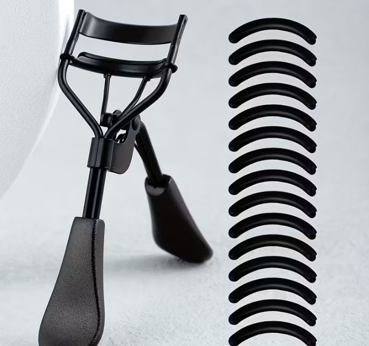 Eyelash Curler + 15 pads