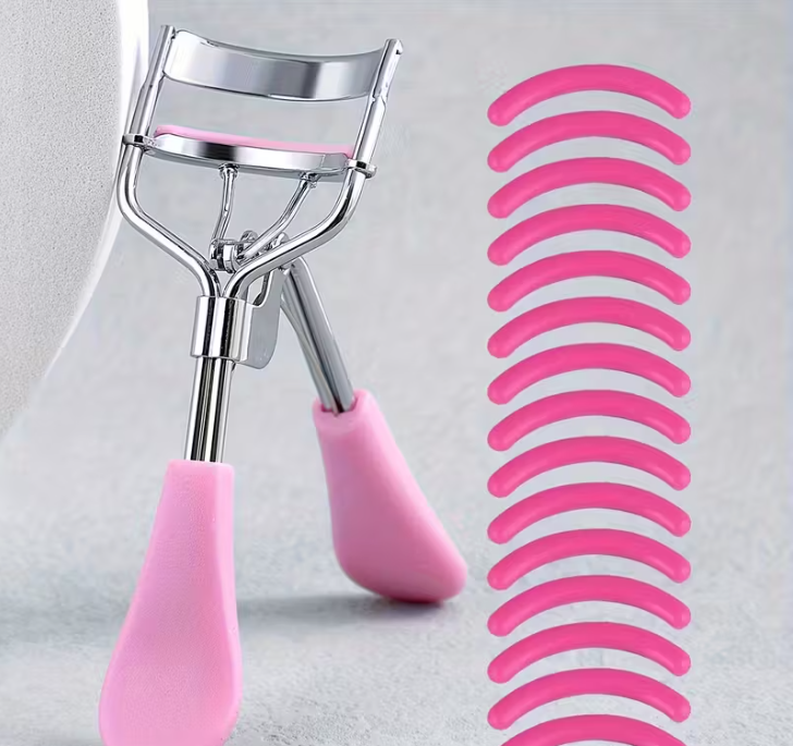 Eyelash Curler + 15 pads